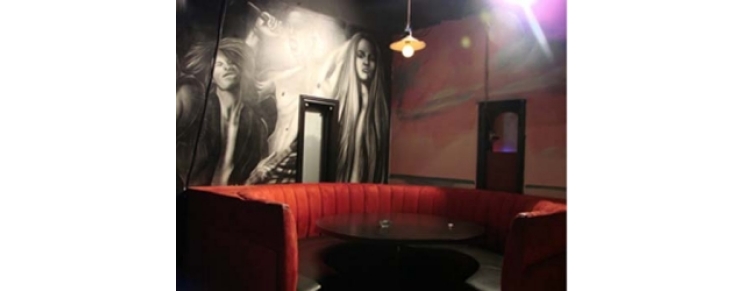 Town Talk Club On Queen